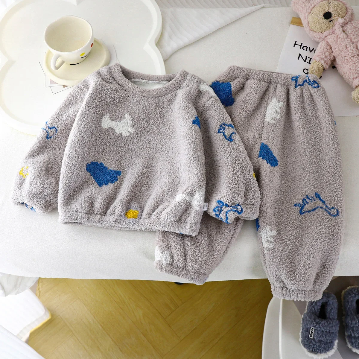 Winter Clothing For Toddlers - 子供のための厚くて暖かいフリースのパジャマ,かわいい漫画の服,ラウンドネック,男の子と女の子のためのパジャマ,秋,冬,新しい