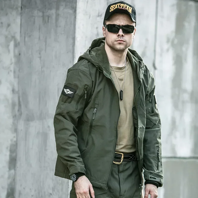 新しいハイキングジャケット秋メンズ迷彩フリースジャケット戦術 - Windproof Jacket Softshell のレビューと価格