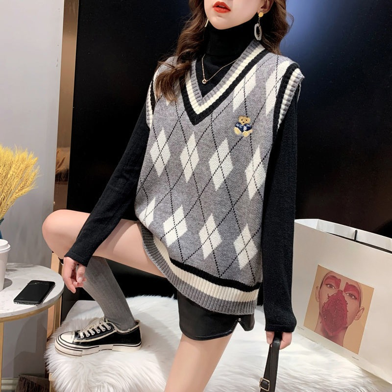 レッドニットベスト レディース ノースリーブ チョッキ 冬  - Winter Clothing Trends のレビューと価格