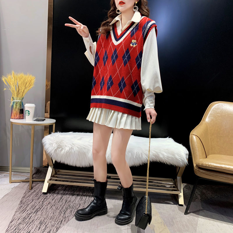 レッドニットベスト レディース ノースリーブ チョッキ 冬  - Winter Clothing Trends のレビューと価格