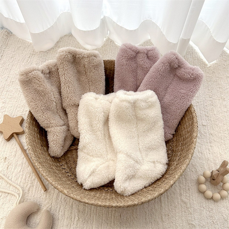 暖かい冬のベビーソックスコーラルフリースソックス幼児男の子女 - Winter Clothing For Toddlers のレビューと価格