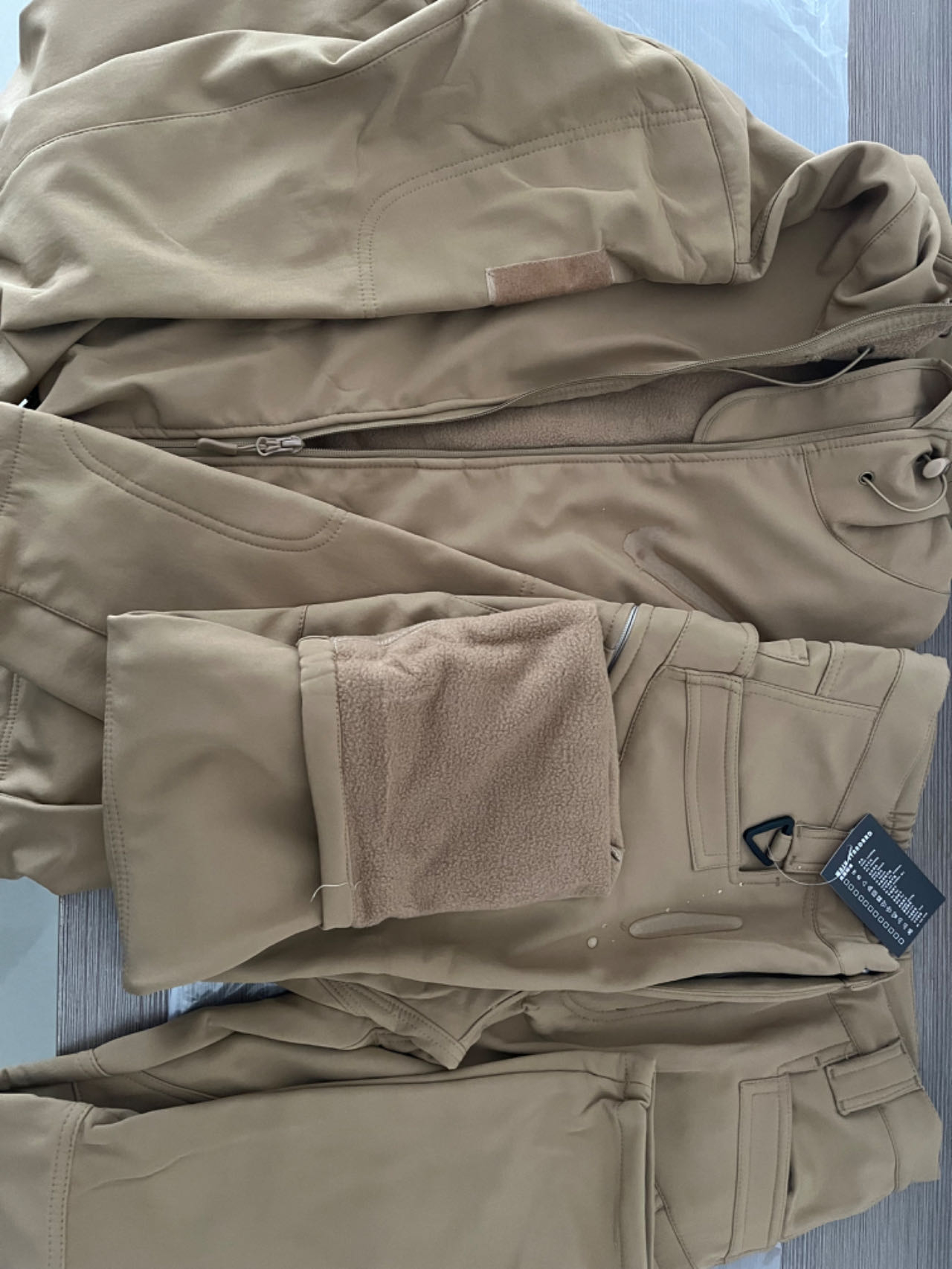 メンズウォームソフトシェルフリースフードカーゴジャケット、防 - Windproof Jacket Softshell のレビューと価格