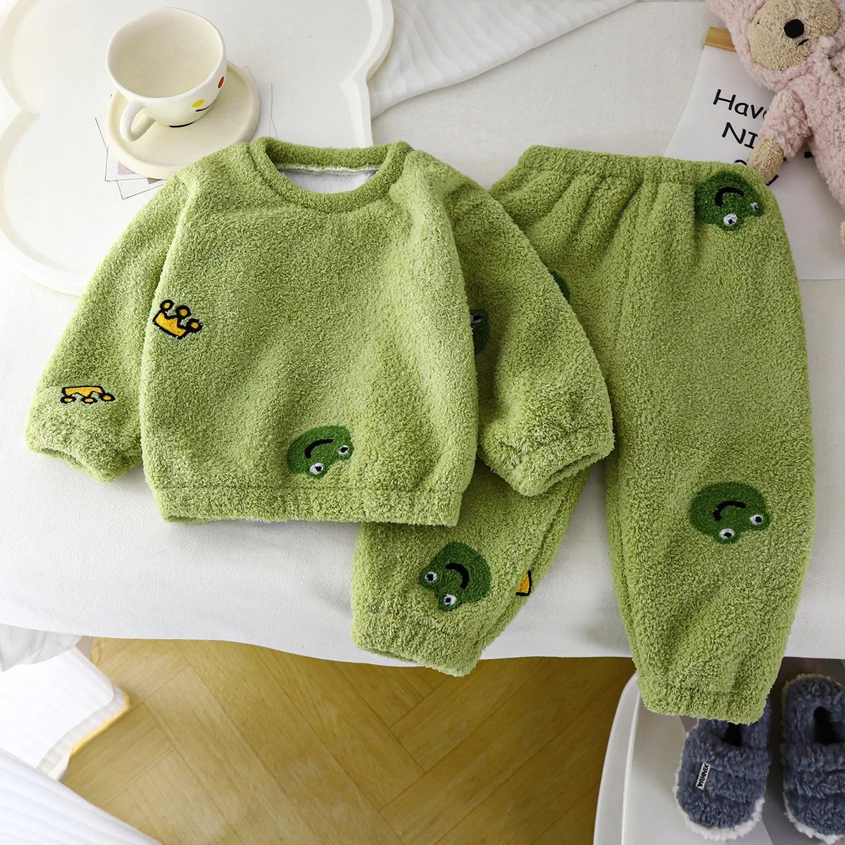 子供のための厚くて暖かいフリースのパジャマ,かわいい漫画の服 - Winter Clothing For Toddlers のレビューと価格